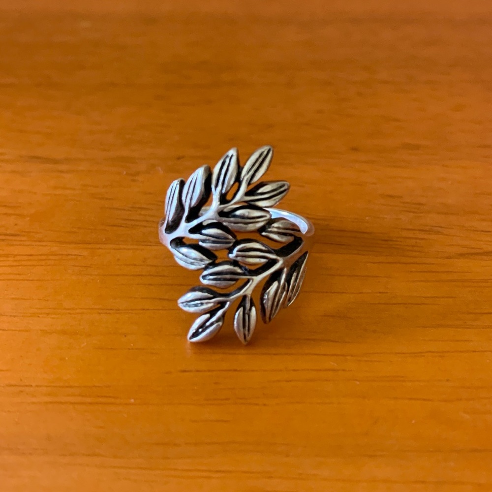Sterling Silver Leaf Ring
